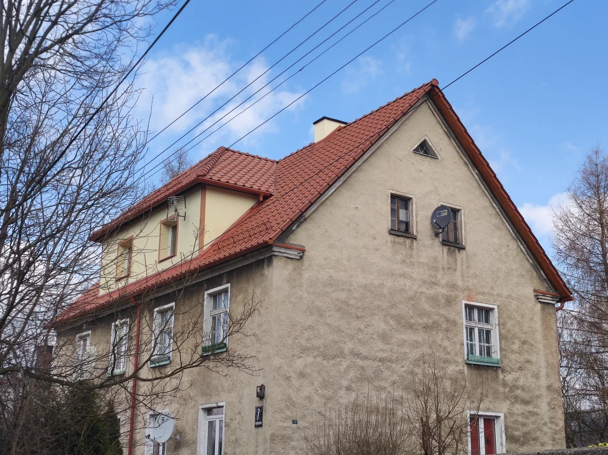 Remont dachu - Sportowa 7 w Mieroszowie